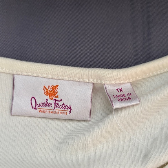 Quacker Factory Cream Cat Rhinestone Sleep Shirt - Picture 2 of 2